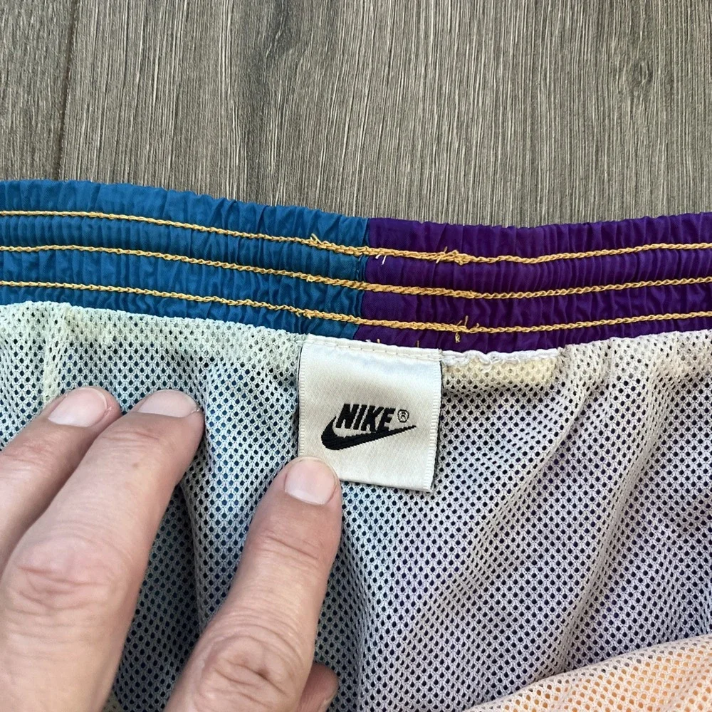 VTG Nike AIR Men's M/L Swim Trunks Multicolor 90s